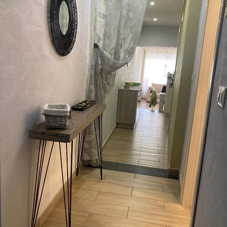 Naxos Beach Apartment จีอาร์ดีนี นักซอส ภายนอก รูปภาพ