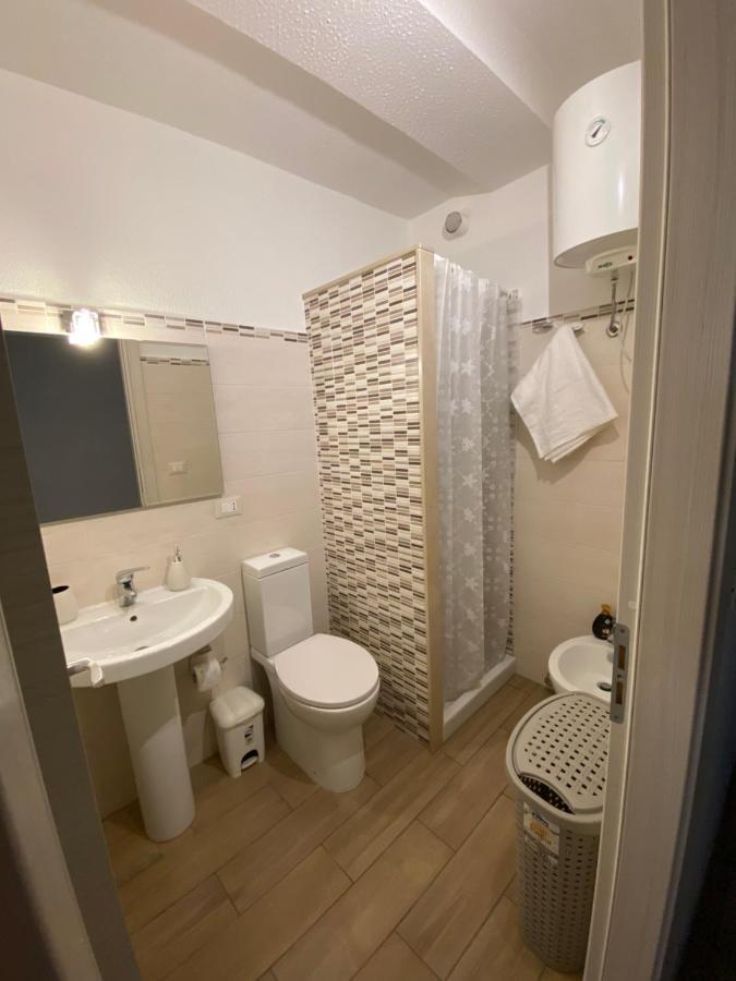 Naxos Beach Apartment จีอาร์ดีนี นักซอส ภายนอก รูปภาพ
