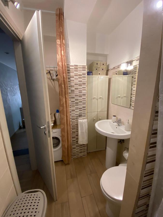 Naxos Beach Apartment จีอาร์ดีนี นักซอส ภายนอก รูปภาพ