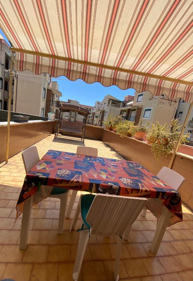 Naxos Beach Apartment จีอาร์ดีนี นักซอส ภายนอก รูปภาพ